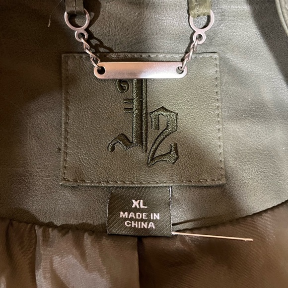 J2 XL jacket - Picture 3 of 3